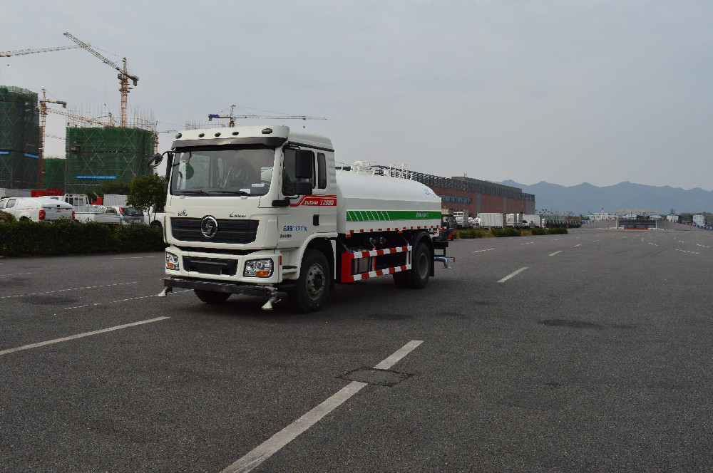 SQH5180GSSS6 灑水車